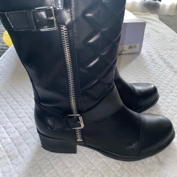 Marc Fisher Leather Combat boot, Black, size 9 - Picture 7 of 12